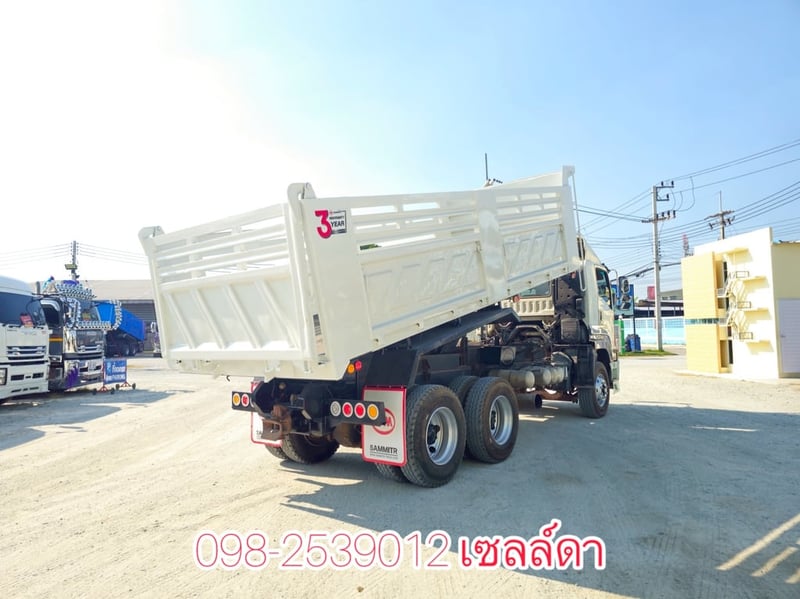 สิบล้อดั้มพ์กระบะสามมิต ISUZU FXZ 360 ปี 2556(2374) สิบล้อดั้มพ์กระบะสามมิต ISUZU FXZ 360 ปี 2556(2374)