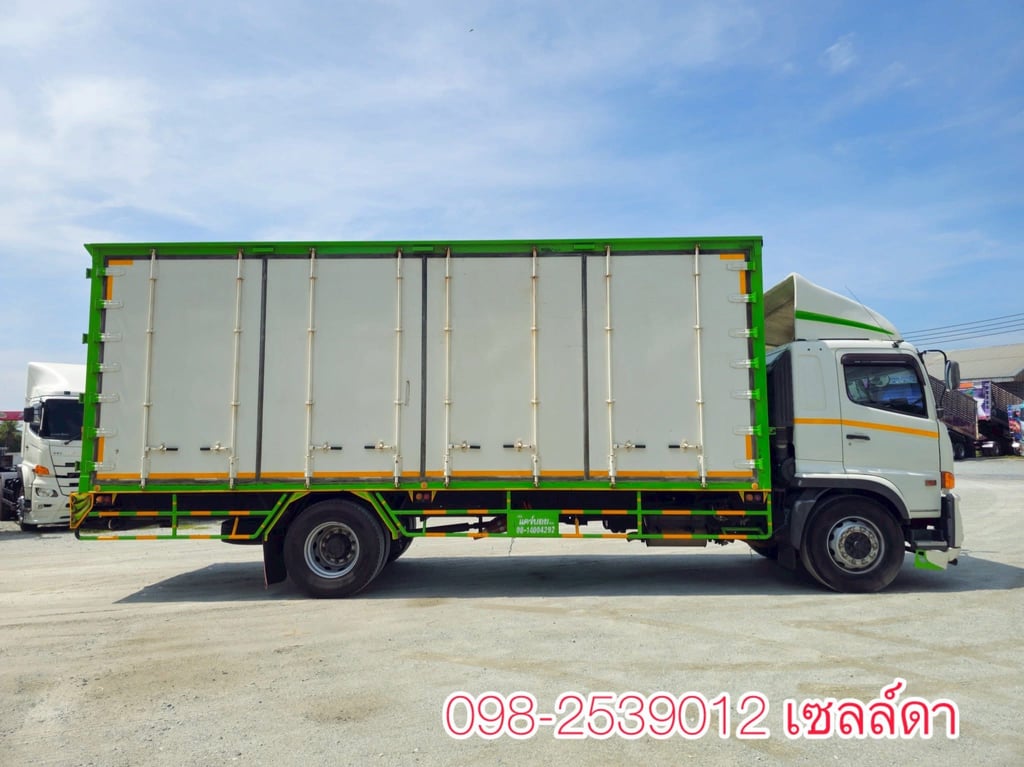 หกล้อตู้สิบบาน HINO FG8J 240 แรง ปี 2565 (7509) หกล้อตู้สิบบาน HINO FG8J 240 แรง ปี 2565 (7509)