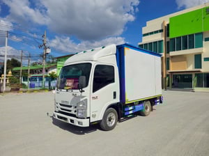 🩵สี่ล้อตู้ ISUZU  NLR 104 แรง ปี 2564(4519)
