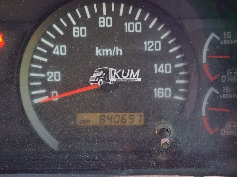 สิบสองล้อดั้มพ์ ISUZU FYH 360 แรง ปี 2555(0856,0857)