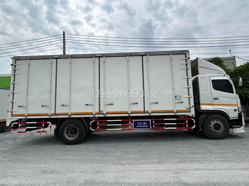 🚨Sาคาพิเศษ 1,460,000-🚨 หกล้อตู้สิบบาน HINO FG8J 240 แรง ปี 2561(4378)