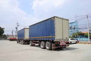 🚨โปรลดกระหน่ำ🚨 🔥Sาคา 2,620,000-🔥 👉รถมือเดียวป้ายแดง  สิบล้อตู้ผ้าใบ HINO FL1A 344 แรง ปี 2567(5506,5507) 🚨โปรลดกระหน่ำ🚨 🔥Sาคา 2,620,000-🔥 👉รถมือเดียวป้ายแดง  สิบล้อตู้ผ้าใบ HINO FL1A 344 แรง ปี 2567(5506,5507)