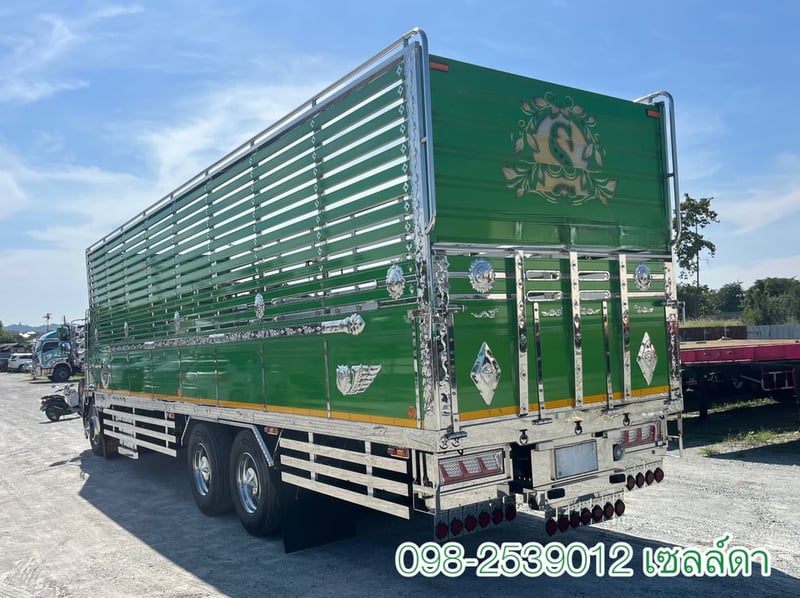 Hino FL8J 260 ปี66 สิบล้อคอกมิเนียม พื้นสแตนเลส สภาพป้ายแดง(5115) Hino FL8J 260 ปี66 สิบล้อคอกมิเนียม พื้นสแตนเลส สภาพป้ายแดง(5115)