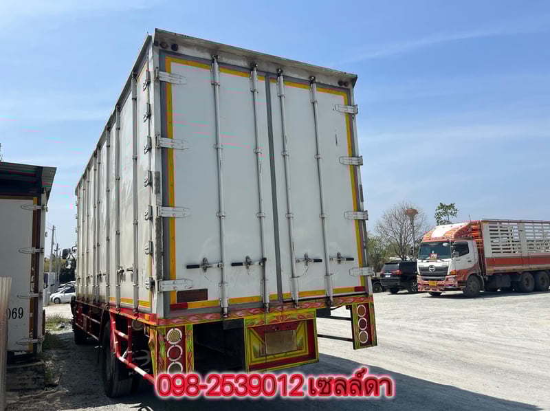 หกล้อตู้สิบบาน Hino FG8J 240 ปี63 (3169) หกล้อตู้สิบบาน Hino FG8J 240 ปี63 (3169)