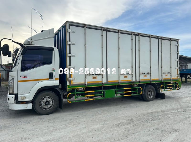 ISUZU FRR 190แรงม้า รถบรรทุก 6ล้อ ตู้แห้ง ปี2013(0034) ISUZU FRR 190แรงม้า รถบรรทุก 6ล้อ ตู้แห้ง ปี2013(0034)