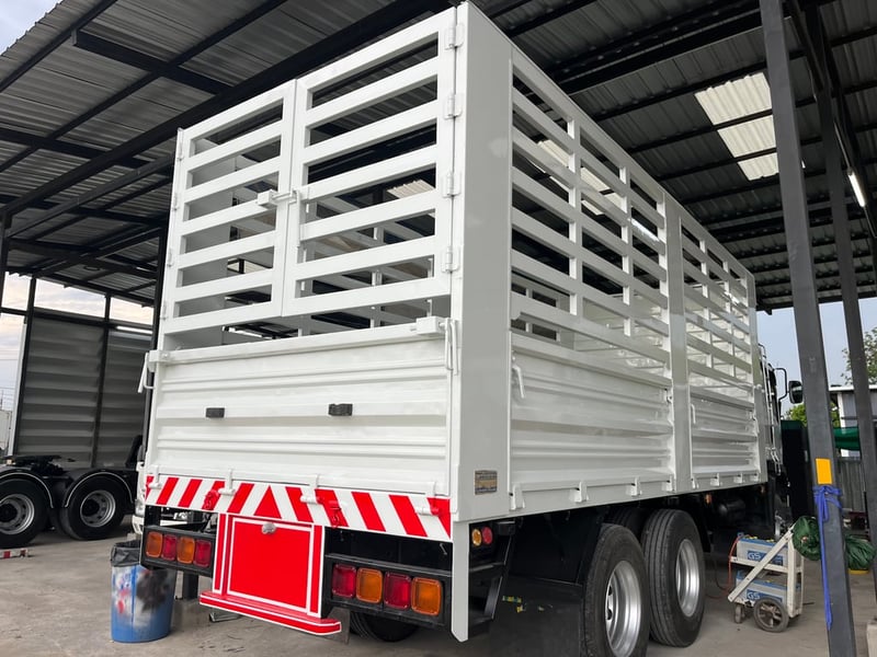 สิบล้อคอก ISUZU FVM 300 แรง ปี 2563(4490)