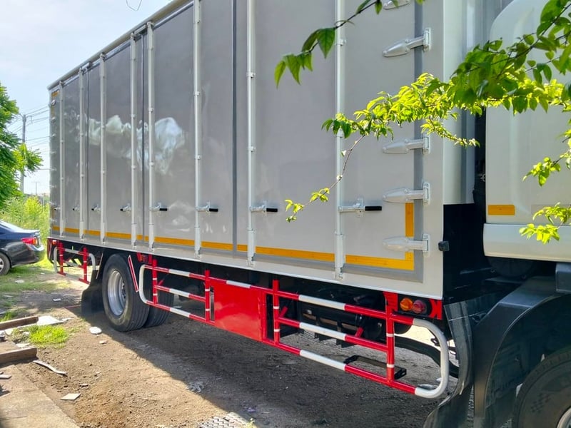 🔥หกล้อตู้สิบบาน ISUZU FTR 240 แรง ปี 2561(0510)