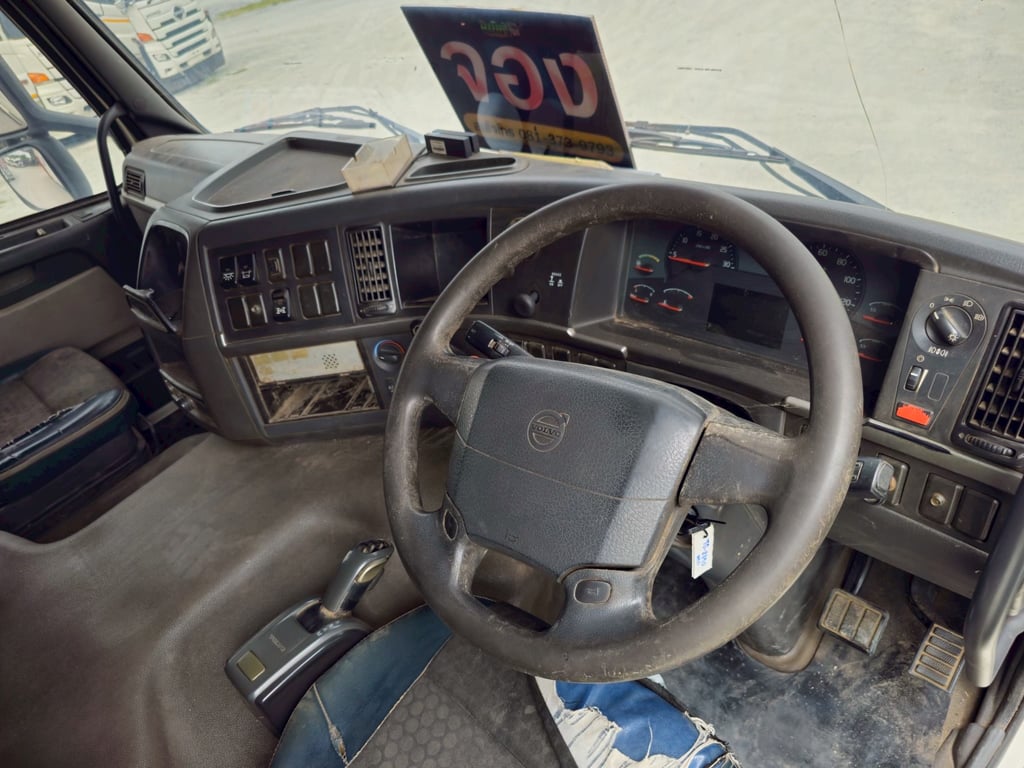 สิบสองล้อคอกไม่ดั้มแม่ลูก(2890) สิบสองล้อคอกไม่ดั้มแม่ลูก(2890)