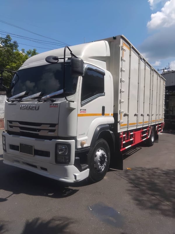 🔥หกล้อตู้สิบบาน ISUZU FTR 240 แรง ปี 2561(0510)