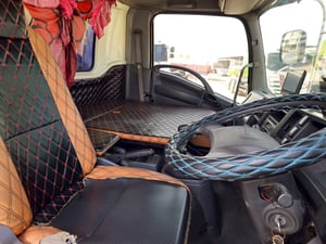 💙หกล้อตู้สิบบาน ISUZU FRR 210 แรง ปี 2566(8215)