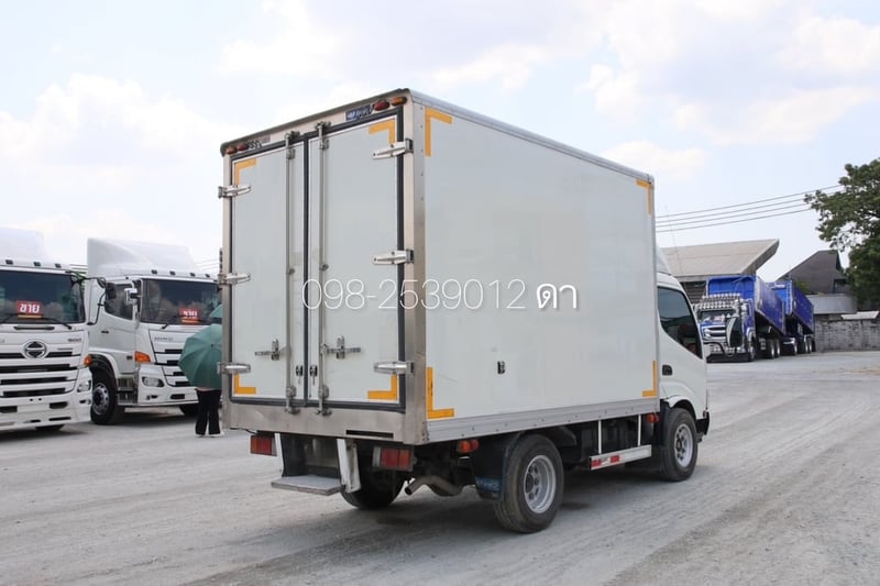 🚨 โปรลดกระหน่ำ 🚨 🔥ลด70,000-🔥 สี่ล้อตู้เย็น HINO XZU 136 แรง ปี 2567(8556)