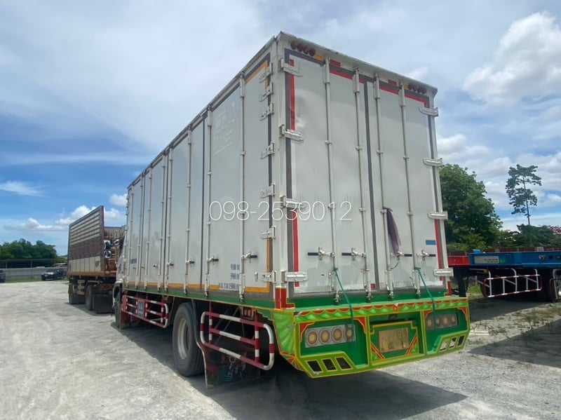 🔥หกล้อตู้สิบบาน Hino FG8J 240 ปี59 (9005) 🔥หกล้อตู้สิบบาน Hino FG8J 240 ปี59 (9005)