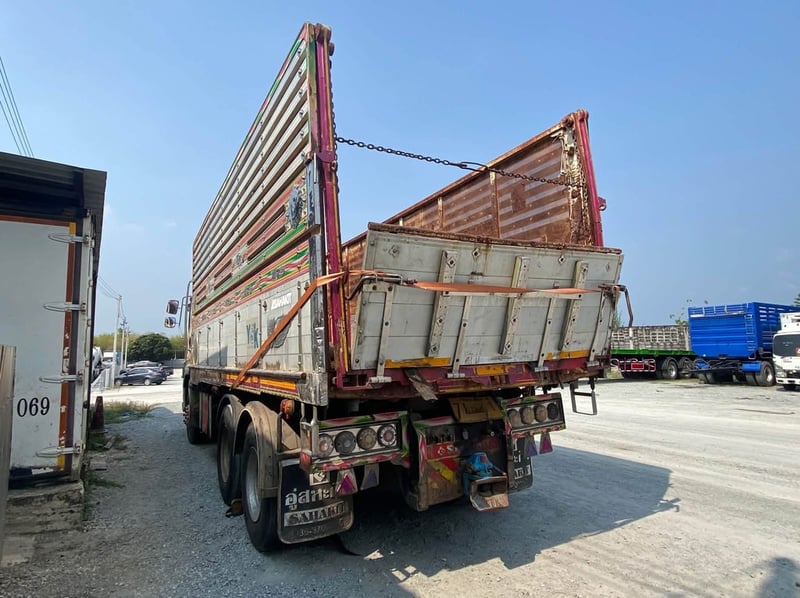 🚨Sาคาตัด 990,000-🚨 สิบล้อดั้มเกษตร Isuzu FXZ360 ปี53 (0361)