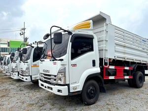 Sาคา 960,000 บาท 🩵 หกล้อดั้มพ์ ISUZU FRR 210 แรง ปี 2564 (3862)