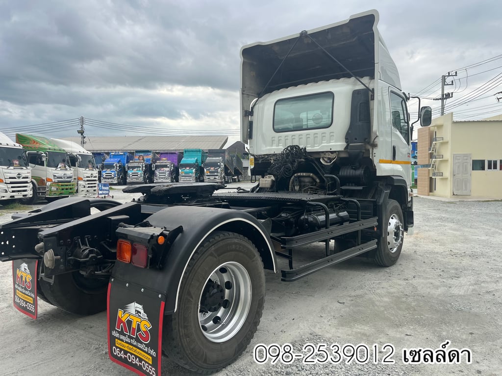 หกล้อหัวลาก ISUZU FTR 240 แรง ปี 2563(7542) หกล้อหัวลาก ISUZU FTR 240 แรง ปี 2563(7542)