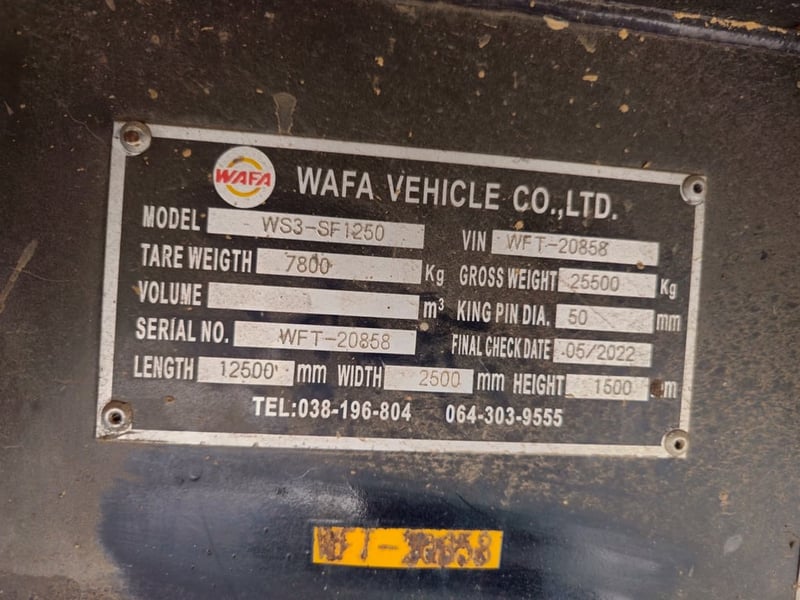 หางพื้นเรียบ  สามเพลา  อู่ WAFA  ปี 2565 (8655)