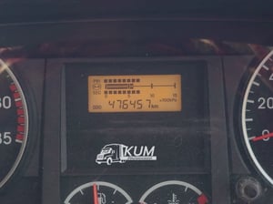 หกล้อหัวลาก ISUZU  FTR 240 แรง ปี 2563(7532)