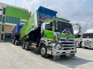 สิบล้อดั้มพ์ HINO FM1A 344 แรง ปี 2566 + หางดั้มพ์ สามเพลา อู่ ส.สมบัติ ปี 2566 (5902 5237)