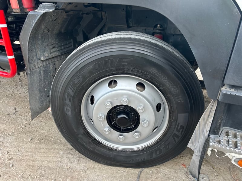 🔥ฟรีเก็บสวยทั้งคัน อู่BBC บ้านบึง🔥 หกล้อตู้สิบบาน ISUZU FTR 240 แรง ปี 2557(9785) 🔥ฟรีเก็บสวยทั้งคัน อู่BBC บ้านบึง🔥 หกล้อตู้สิบบาน ISUZU FTR 240 แรง ปี 2557(9785)