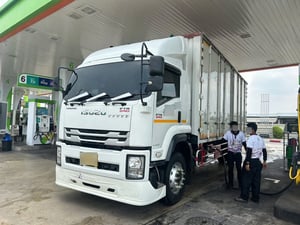 หกล้อตู้สิบบาน ISUZU FTR 240 แรง ปี 2565 (2375)