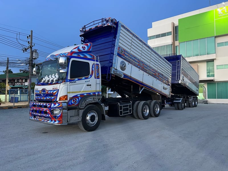  บรรทุกได้ 30+ ตัน พ่วงดั้มเกษตรแท้ HINO FM1A 344 แรง ปี 61+หางดั้มพ์ สามเพลา  อู่เดอะฟีนิกซ์ ปี 61 ฟรีแบตเตอรี่ใหม่  ฟรียางใหม่ 10 เส้น  💥เครื่องเดิม เกียร์เดิม ,ไม่มีชนหนัก💥 (3362 3363)