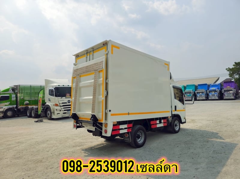 🔥Sาคา 670,000-🔥 สี่ล้อตู้ ISUZU NLR 130 แรง ปี 2564(3578)