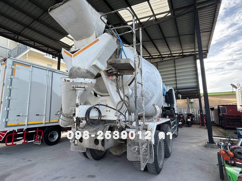ราคาเท่ากันทั้ง 2 คัน รถโม่ปูน FM1A 330 แรง ปี 55 โม่แบรนต์เยอรมัน LIEBHERR สภาพดี พร้อมใช้งาน💯 (6782 6785) ราคาเท่ากันทั้ง 2 คัน รถโม่ปูน FM1A 330 แรง ปี 55 โม่แบรนต์เยอรมัน LIEBHERR สภาพดี พร้อมใช้งาน💯 (6782 6785)