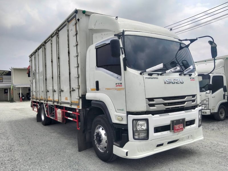 🔥หกล้อตู้สิบบาน ISUZU FTR 240 แรง ปี 2561(0510)