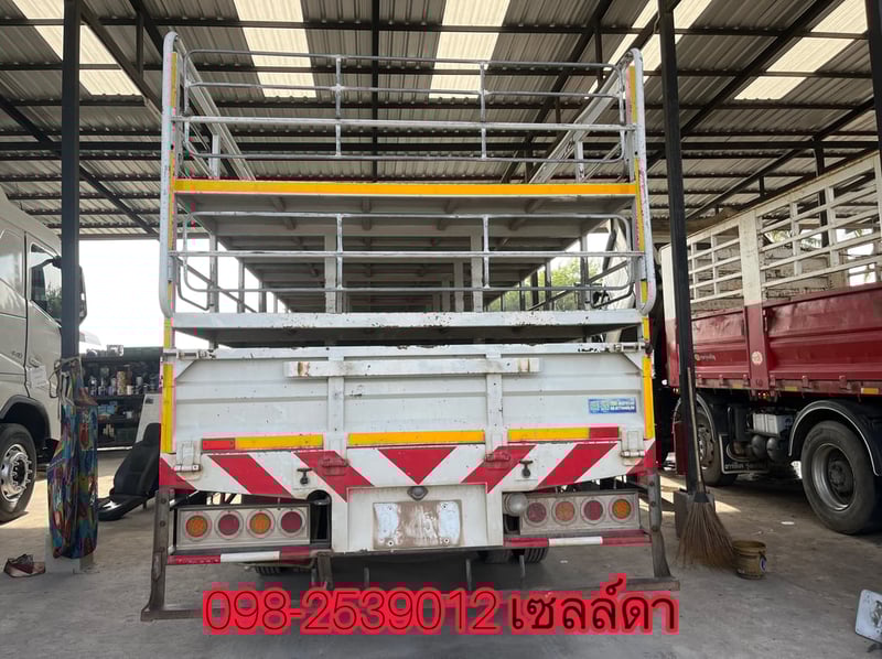 หกล้อคอก ISUZU FRR 210 แรง ปี 2564(4513)