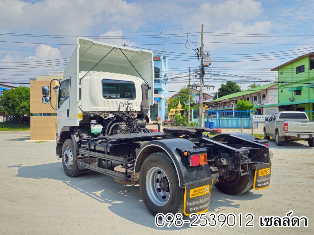 👉รถมือเดียวป้ายแดง หกล้อหัวลาก  ISUZU  FTR 240 แรง ปี 2563 (7542)