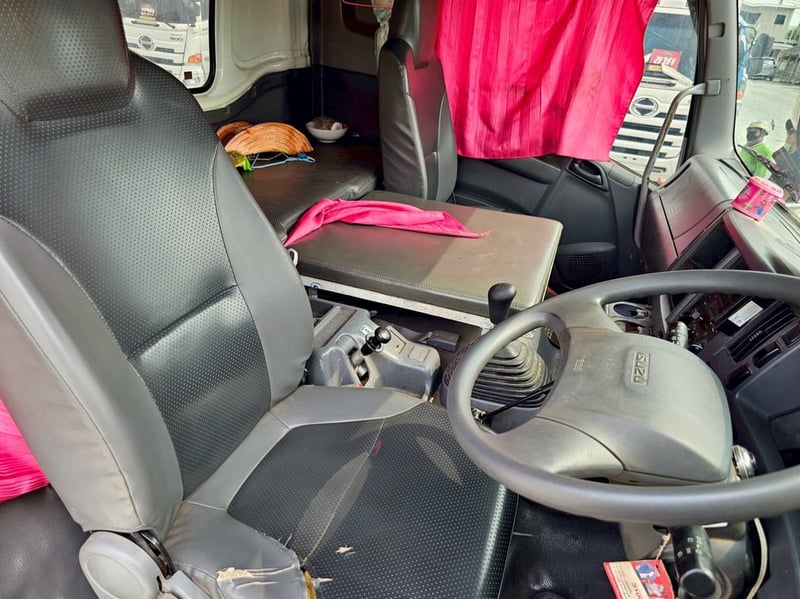 🚨sาคาตัด 2,890,000-🚨ด่วนโทร 098-2539012 ดา 🔥บรรทุกได้ 31 ตัน 🔥มือเดียวป้ายแดง สิบล้อดั้มพ์ ISUZU FXZ 360 แรง ปี 2565 (2591,2592)