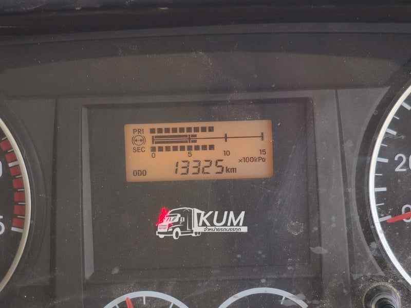  👉 หกล้อเครน ISUZU FTR 240 แรง ปี 2566 (3266)