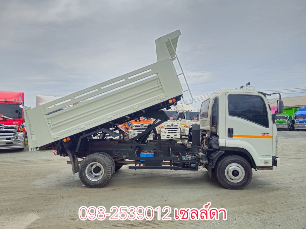  หกล้อดั้มพ์  ISUZU FRR  210 แรง ปี 2565(1030)
