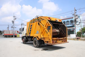 🌟รถหกล้อบรรทุกขยะ  HINO FG8J 240 แรง ปี 2566 (4039)