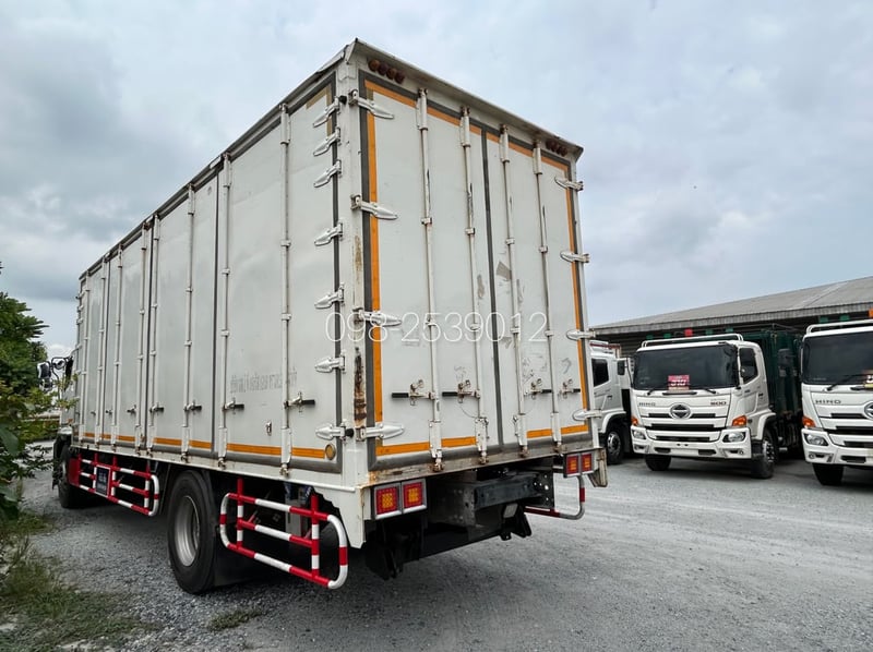 หกล้อตู้สิบบาน Hino FG8J 260 ปี61 (4378)