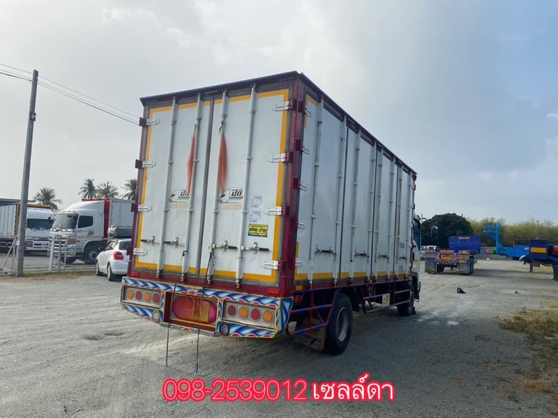 👉 หกล้อตู้สิบบาน ISUZU FRR 210 แรง ปี  2565 (2331)