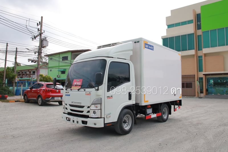 🚨 โปรลดกระหน่ำ 🚨 🔥ลด50,000-🔥  สี่ล้อตู้เย็น ISUZU NLR 130 แรง ปี 2566(8088)