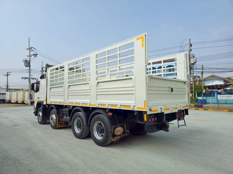 สิบสองล้อคอก VOLVO FM 440  แรง ปี 2556(2894)