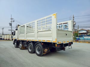 สิบสองล้อคอก VOLVO FM 440  แรง ปี 2556(2894)