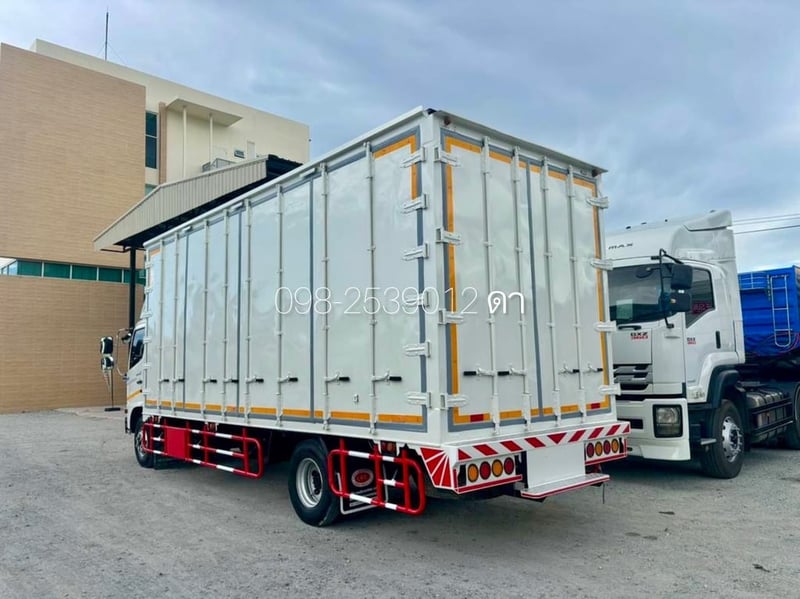 🚨โปรลดกระหน่ำ  🚨 🔥ส่วนลด 100,000-  หกล้อตู้สิบบาน HINO FC9J 175 แรง ปี 2556(8338)