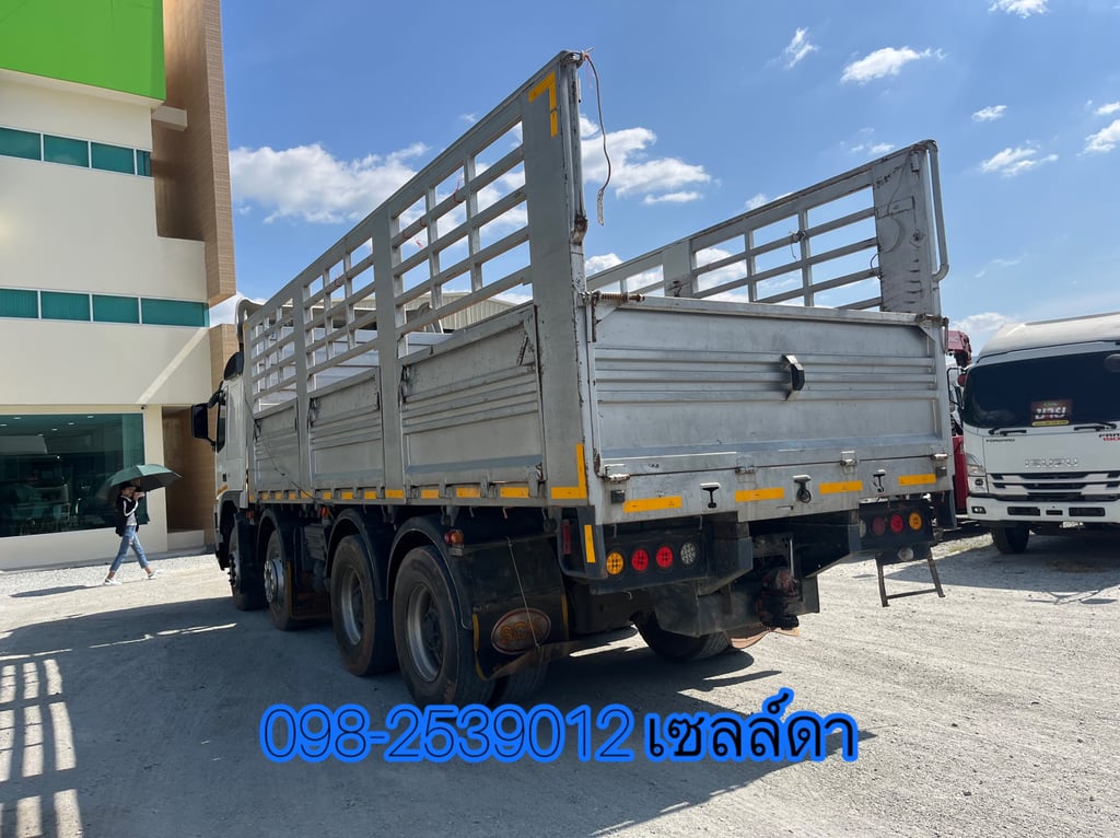 สิบสองล้อคอก Volvo 440 แรง ปี56(2894)