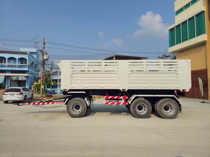 หางดั้มพ์ สามเพลา อู่ เดอะฟินนิค ปี 2565 (1976)