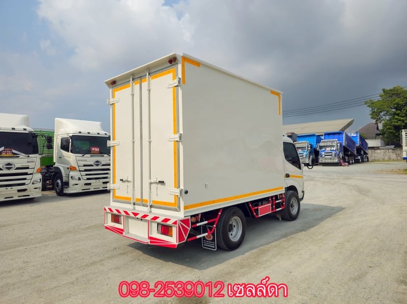 👉 สี่ล้อตู้ HINO XZU 136 แรง ปี 2563 (637)