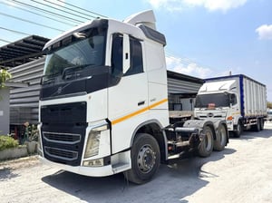 🚨Vายตัด  สิบล้อหัวลาก VOLVO หัวสูง FH 440 เเรงม้า ปี 2558  (8454)