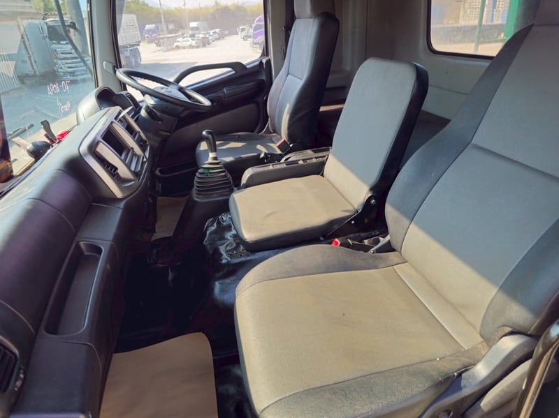 หกล้อบรรทุกขยะ  HINO FG8J 240 แรง ปี 2566 (484)