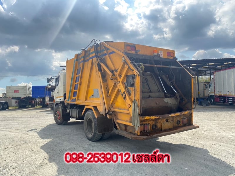 🚨รถหกล้อบรรทุกขยะ HINO FG8J 240 แรง ปี 2566(4039) 🚨รถหกล้อบรรทุกขยะ HINO FG8J 240 แรง ปี 2566(4039)