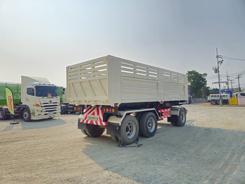 หางดั้มพ์ สามเพลา อู่ เดอะฟินนิค ปี 2565 (1976)