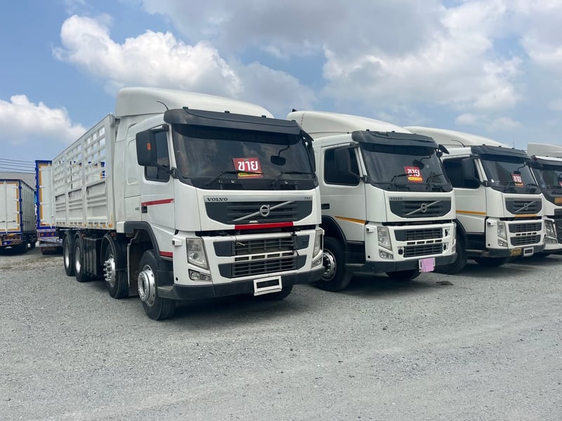 สิบสองล้อคอก VOLVO FM 440  แรง ปี 2556 (2894,2900,2922)