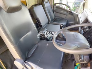 สิบล้อคอก ISUZU  FVM 240 แรง ปี 2560(2720)