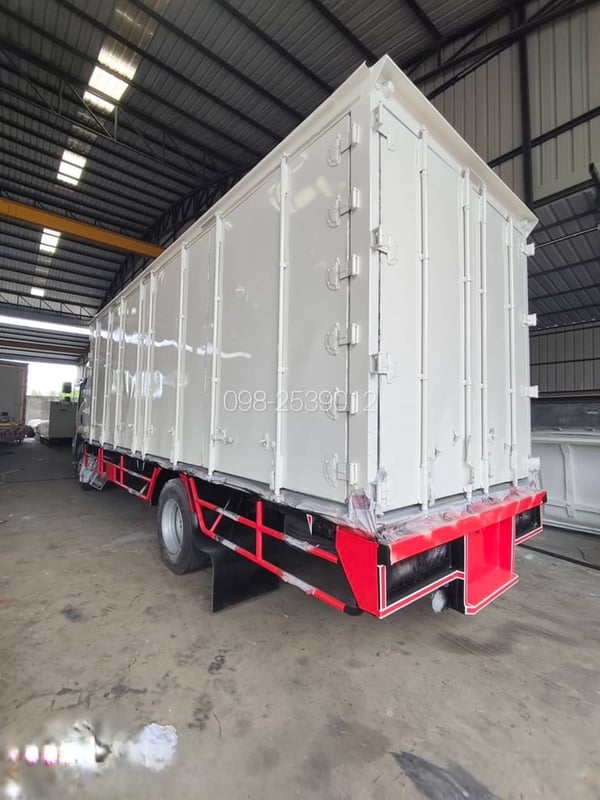 🔥ฟรีเก็บสวยทั้งคัน อู่BBC บ้านบึง🔥 หกล้อตู้สิบบาน ISUZU FTR 240 แรง ปี 2557(9785)